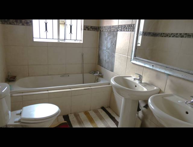3 BEDROOM FREEHOLD FOR SALE IN KAGISO